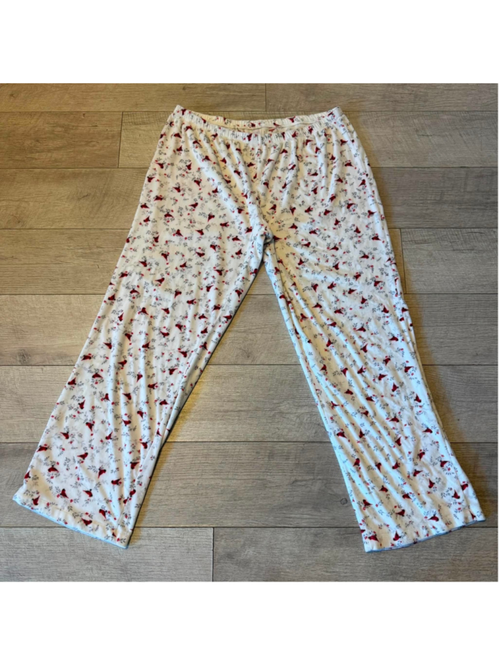 Women's Secret Treasures Pajama Pants L White Red Cardinal Print - Picture 2 of 8